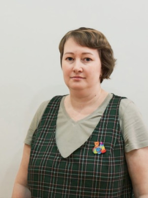 Воспитатель высшей категории Николаева Елена Леонидовна